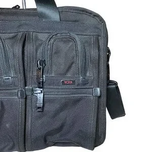 (美品)TUMI 26145DH Alpha T-Pass エクスパンダブル TUMI 26145DH Alpha FXT T-Pass Expandable Laptop Brief